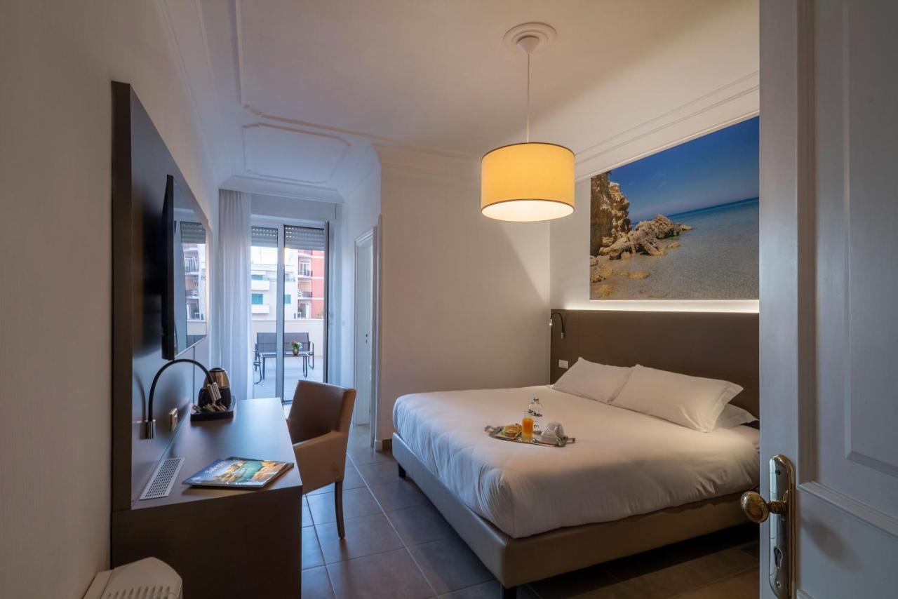 Hotel Delle Palme Lecce Ngoại thất bức ảnh