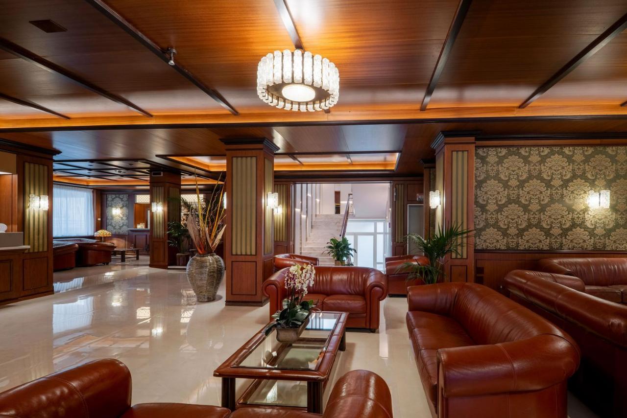 Hotel Delle Palme Lecce Ngoại thất bức ảnh