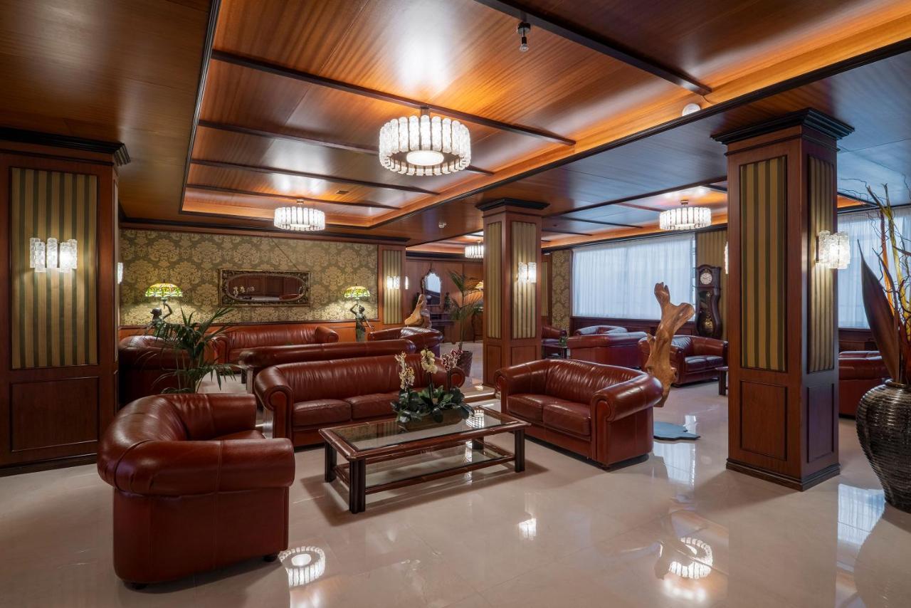 Hotel Delle Palme Lecce Ngoại thất bức ảnh