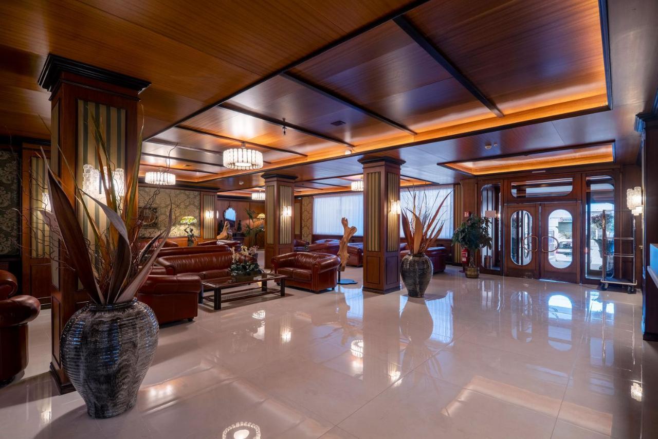 Hotel Delle Palme Lecce Ngoại thất bức ảnh