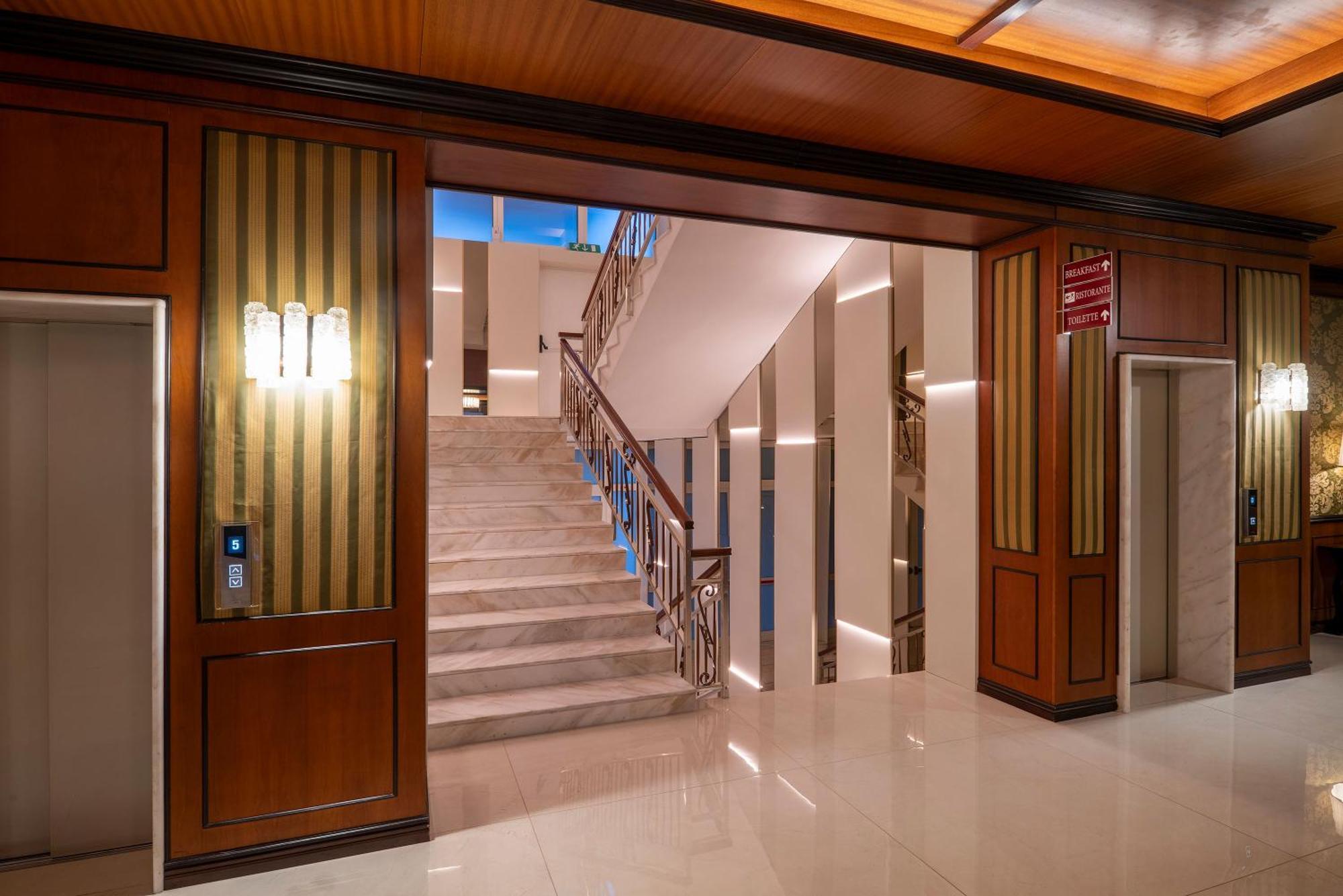 Hotel Delle Palme Lecce Ngoại thất bức ảnh
