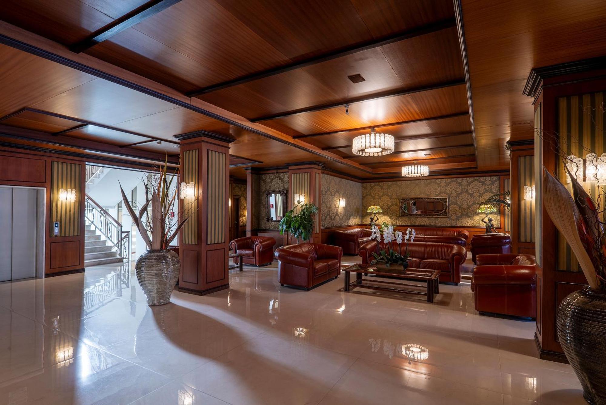 Hotel Delle Palme Lecce Ngoại thất bức ảnh
