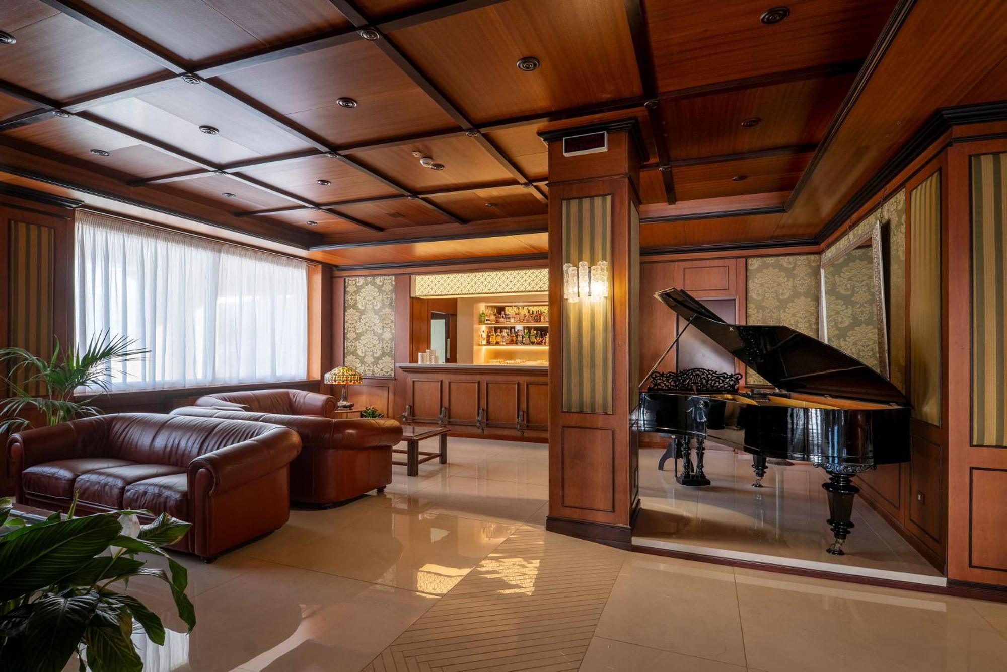 Hotel Delle Palme Lecce Ngoại thất bức ảnh