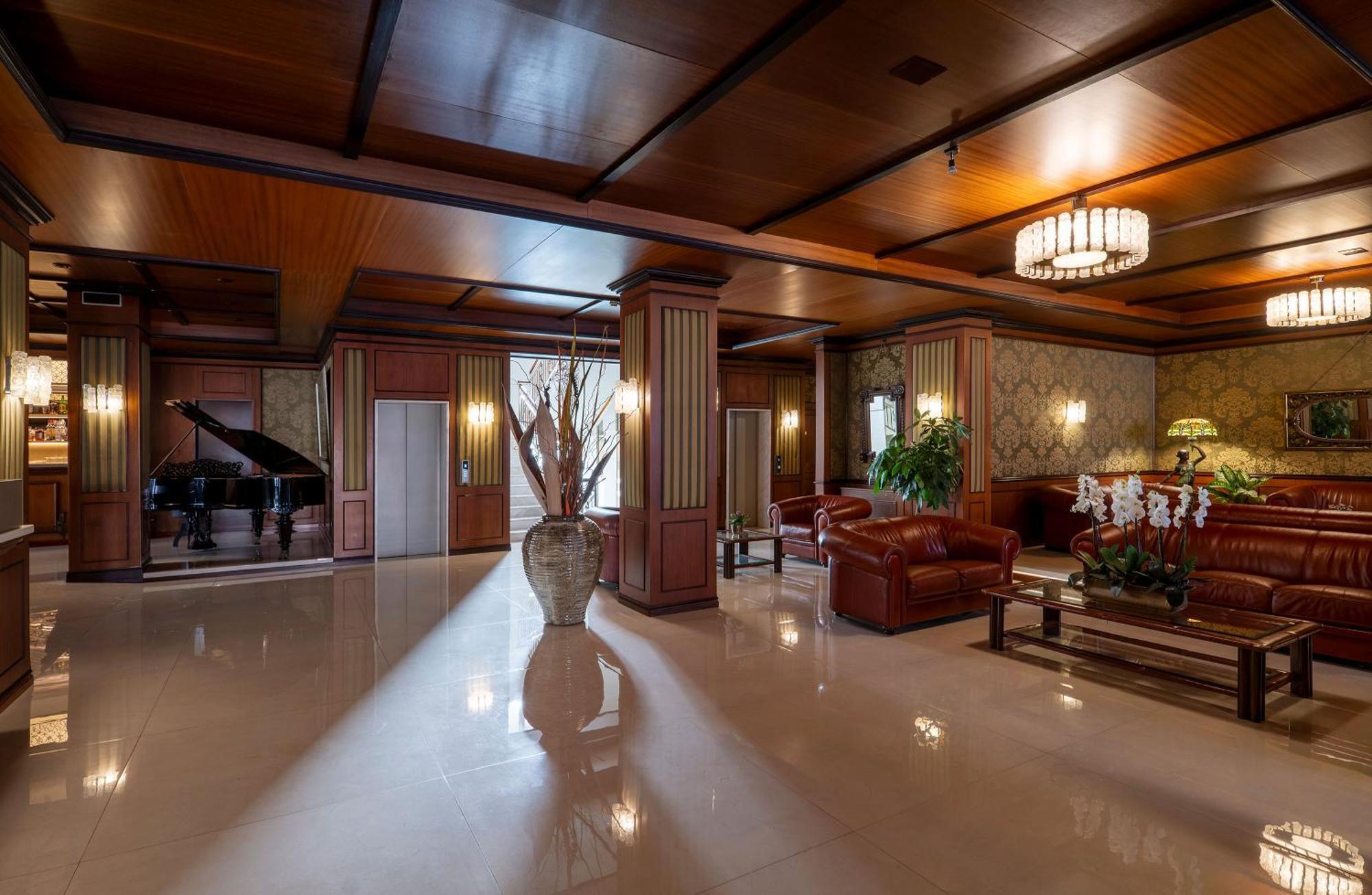 Hotel Delle Palme Lecce Ngoại thất bức ảnh
